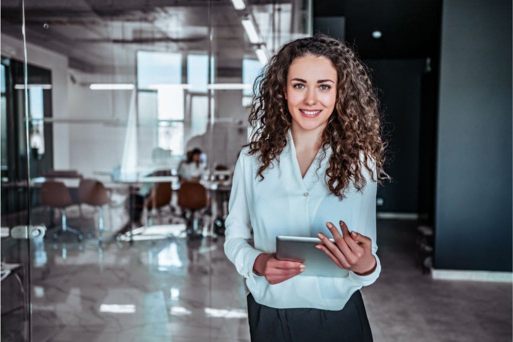 femme en entreprise